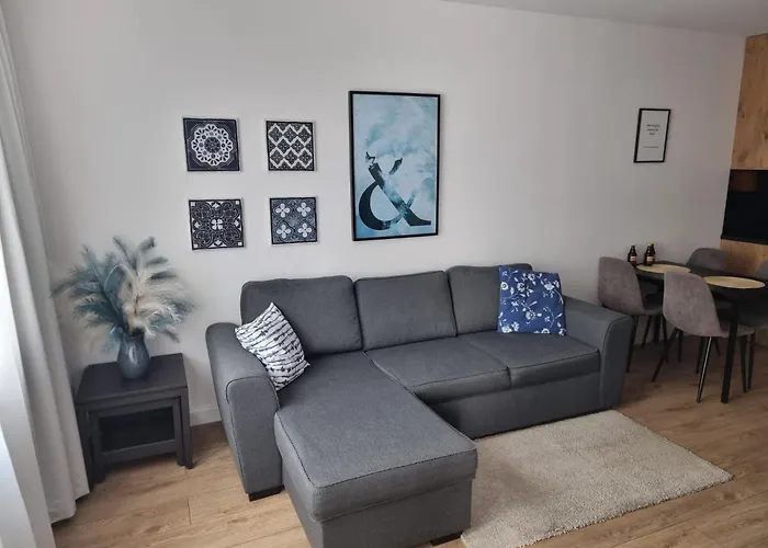 Near Sky Tower * Vratislav