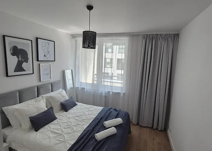 아파트 Near Sky Tower 브로츠와프