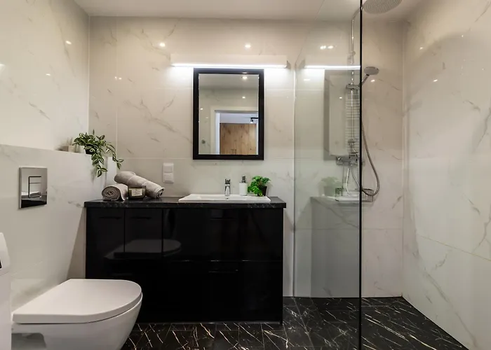 Near Sky Tower 아파트 *