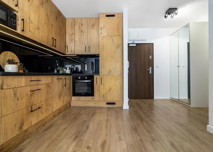 Near Sky Tower 아파트 브로츠와프